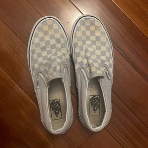 Woman’s size 10 vans